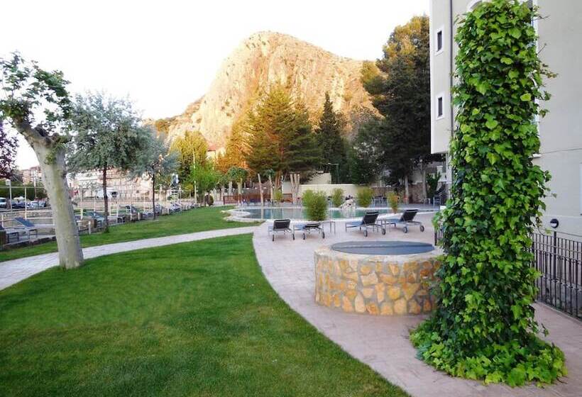 ホテル Balneario Alhama De Aragon