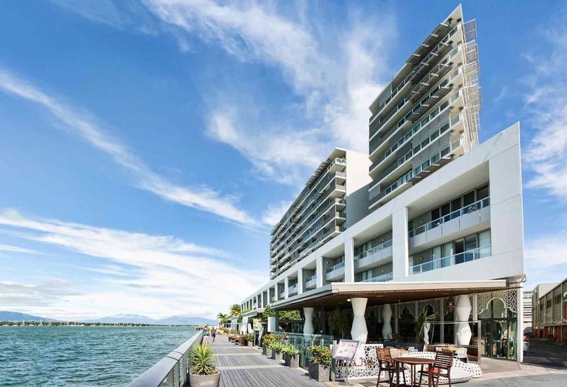 בית מלון כפרי The Sebel Cairns Harbour Lights