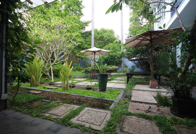 בית מלון כפרי Frangipani Villa-90s