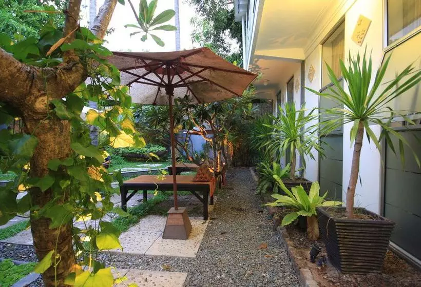 Отель Frangipani Villa-90s