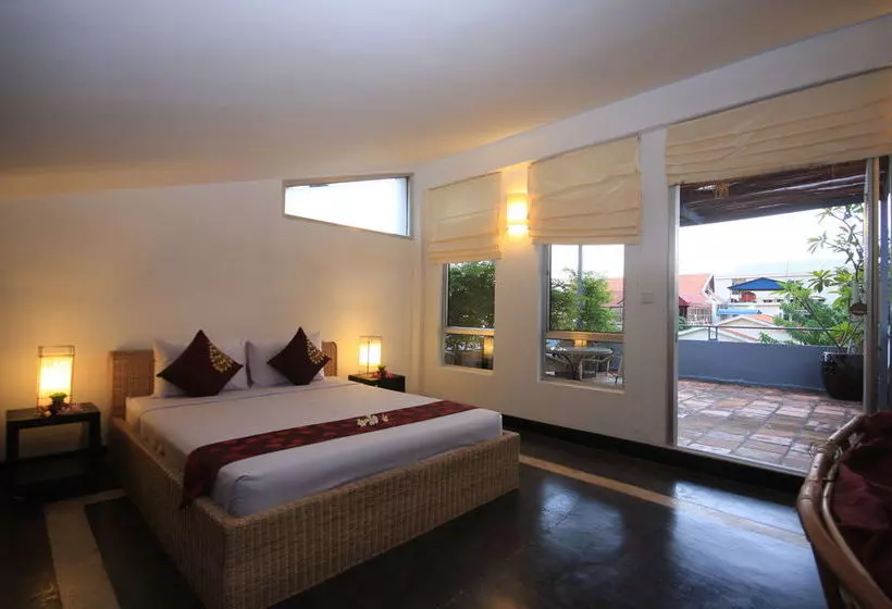 Отель Frangipani Villa-90s