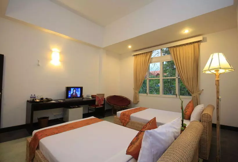 Отель Frangipani Villa-90s