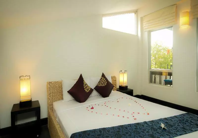 Отель Frangipani Villa-90s