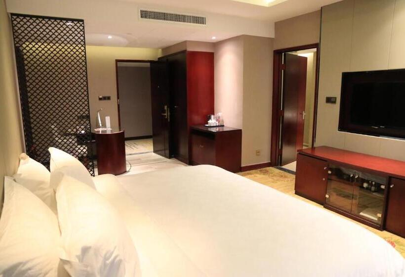 فندق Fulitai International