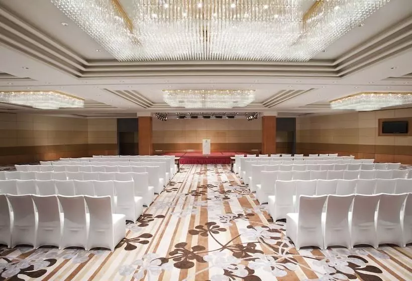 فندق Holiday Inn Tianjin Riverside, An Ihg