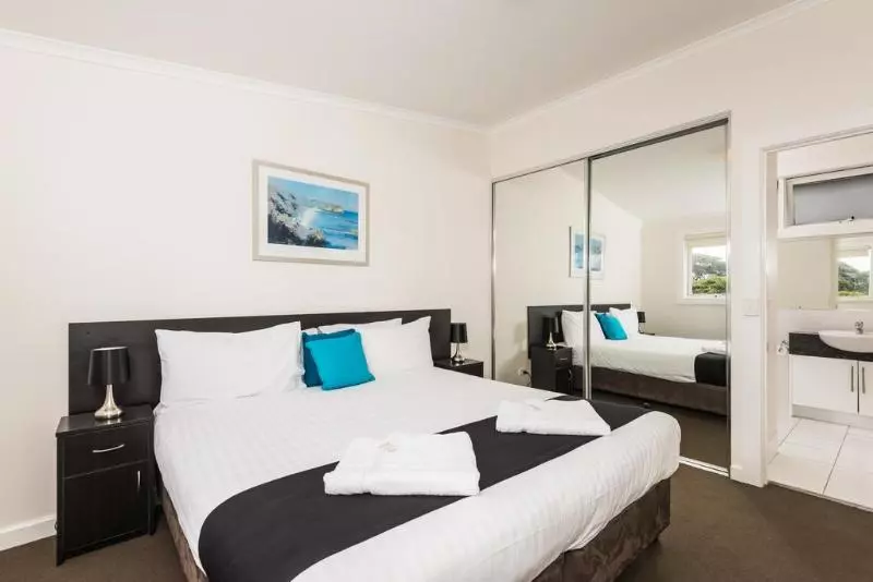 Отель Horizon Holiday Apartments