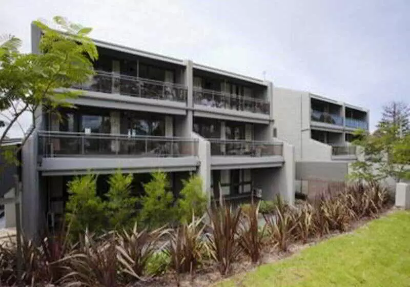 Отель Horizon Holiday Apartments