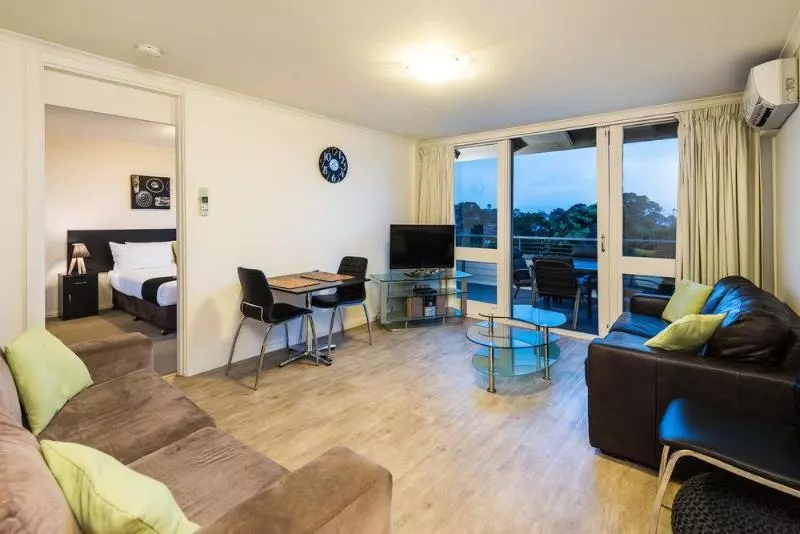 Отель Horizon Holiday Apartments