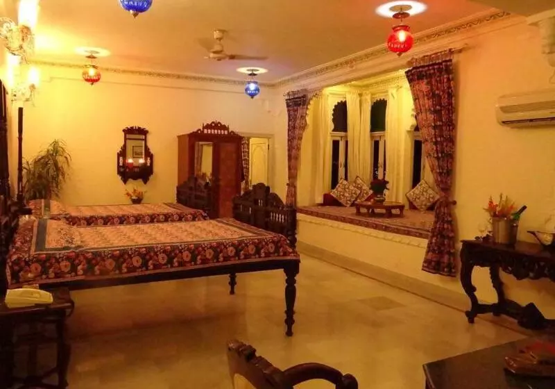 هتل Jagat Niwas Palace