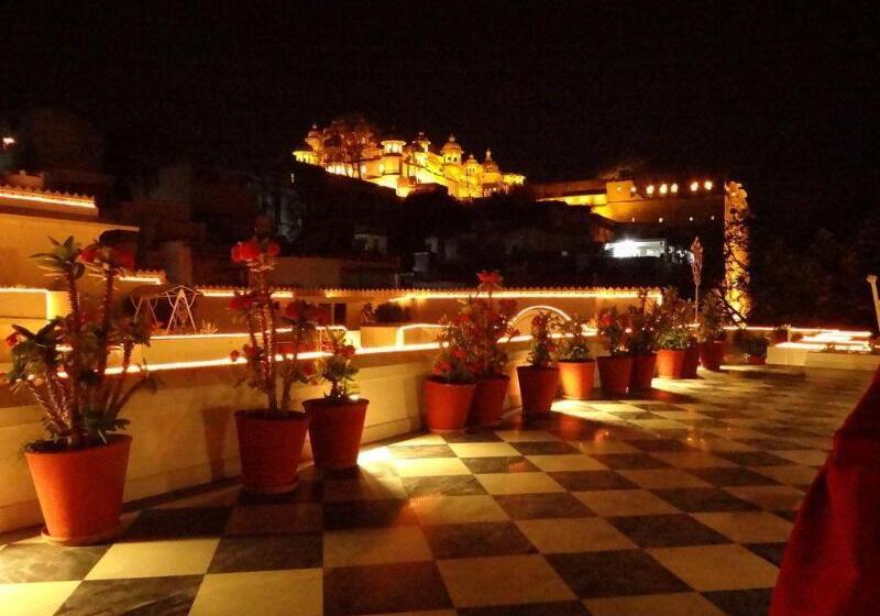 ホテル Jagat Niwas Palace