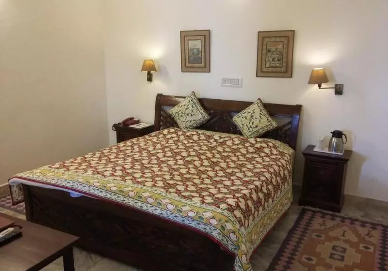 هتل Jagat Niwas Palace