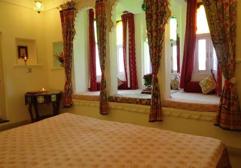 هتل Jagat Niwas Palace