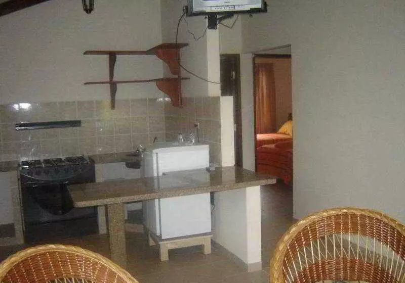 هتل Los Cedros Eco Resort