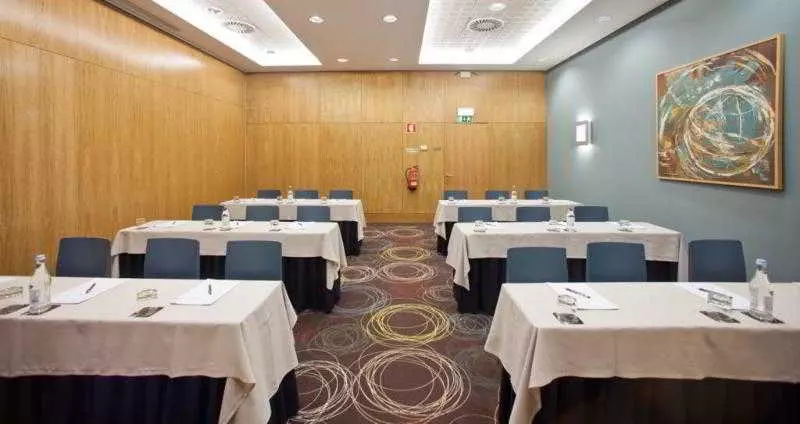 בית מלון כפרי Mercure Lisboa Almada