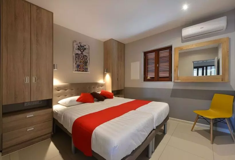 هتل Morena Resort