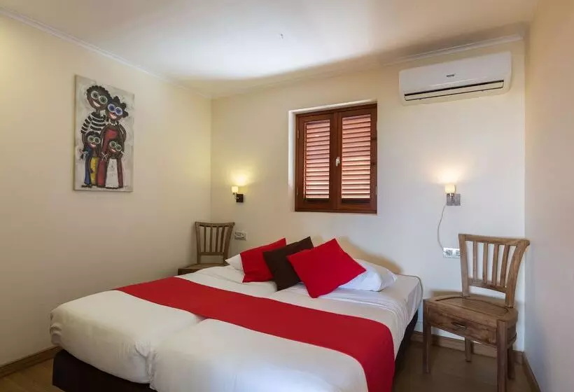 هتل Morena Resort