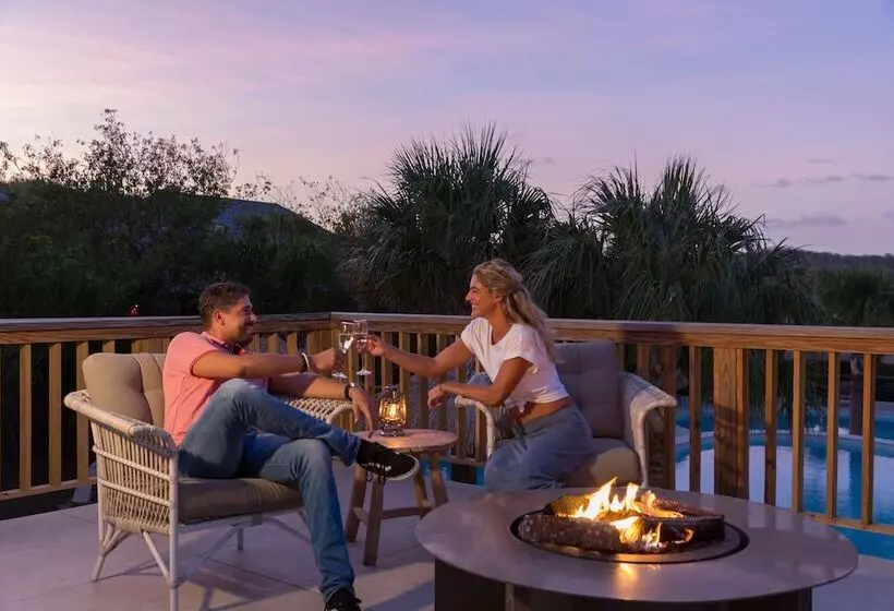 هتل Morena Resort