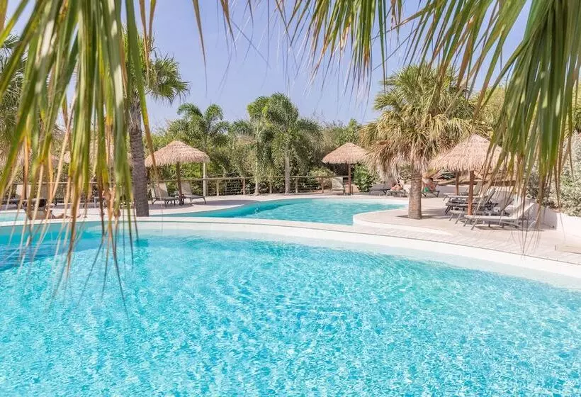 هتل Morena Resort