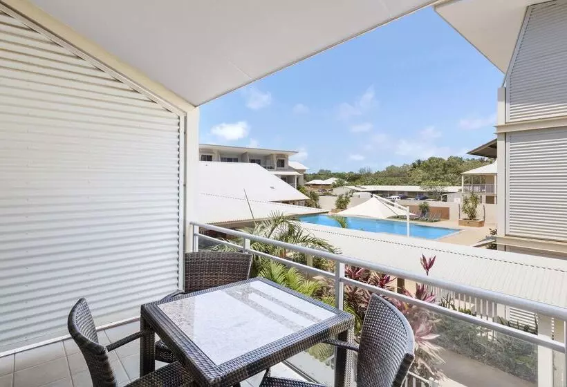 Отель Oaks Broome