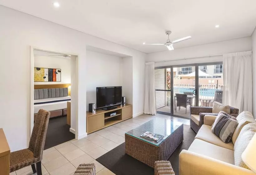 Отель Oaks Broome