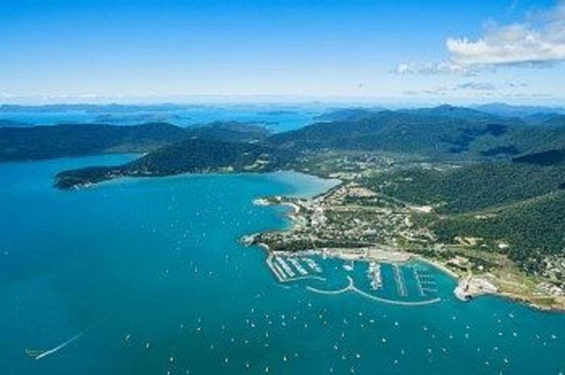 فندق Peninsula Airlie Beach