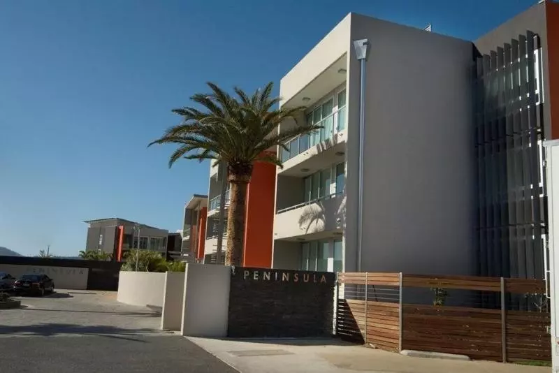 ホテル Peninsula Airlie Beach