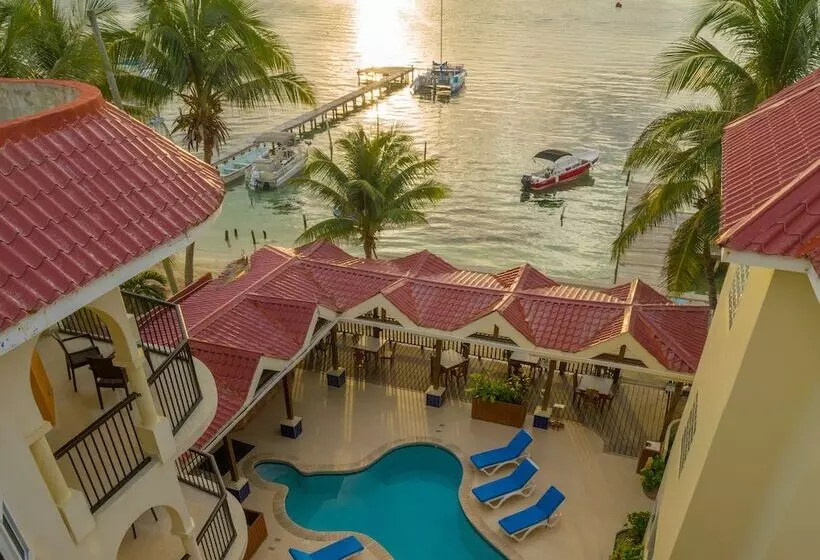 Отель Sunbreeze Suites