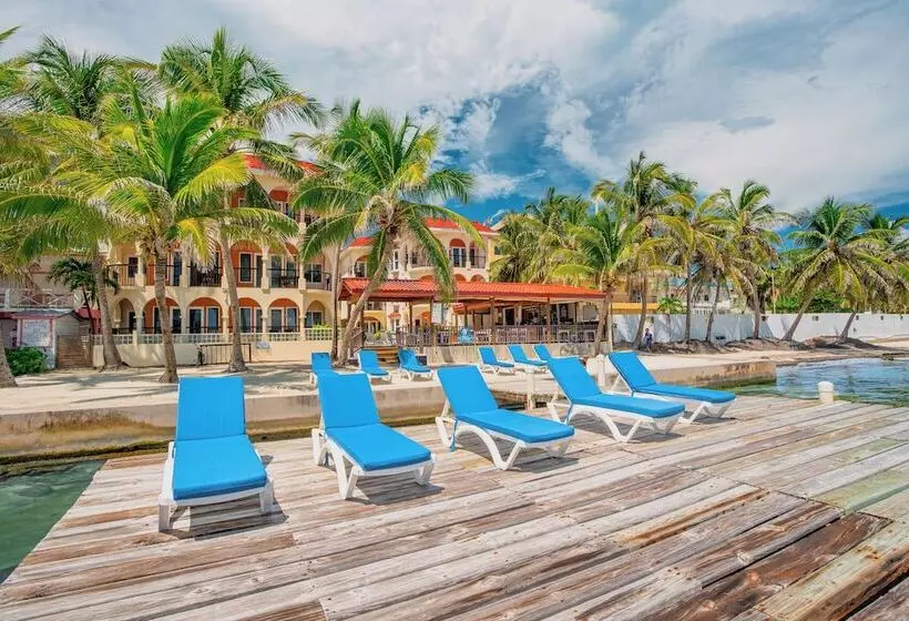 Отель Sunbreeze Suites