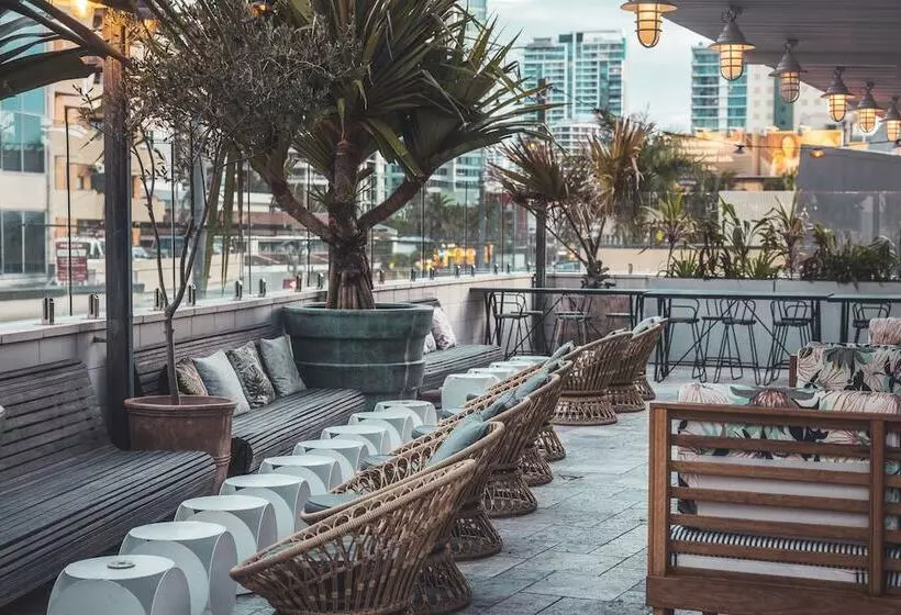 Hotel The Island Gold Coast