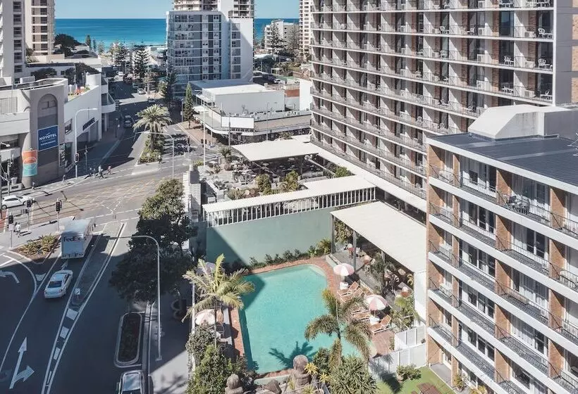 Hotel The Island Gold Coast
