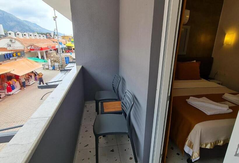 فندق Tonoz Beach