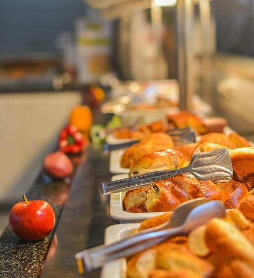 فندق Tonoz Beach