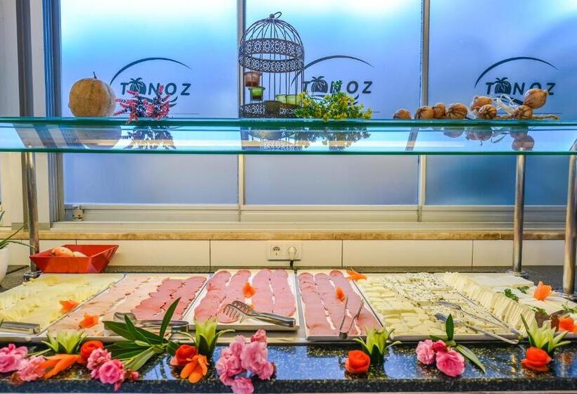 فندق Tonoz Beach