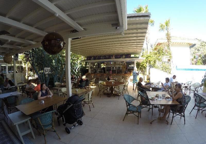 فندق Tonoz Beach