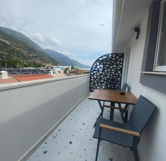 فندق Tonoz Beach