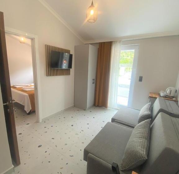 فندق Tonoz Beach