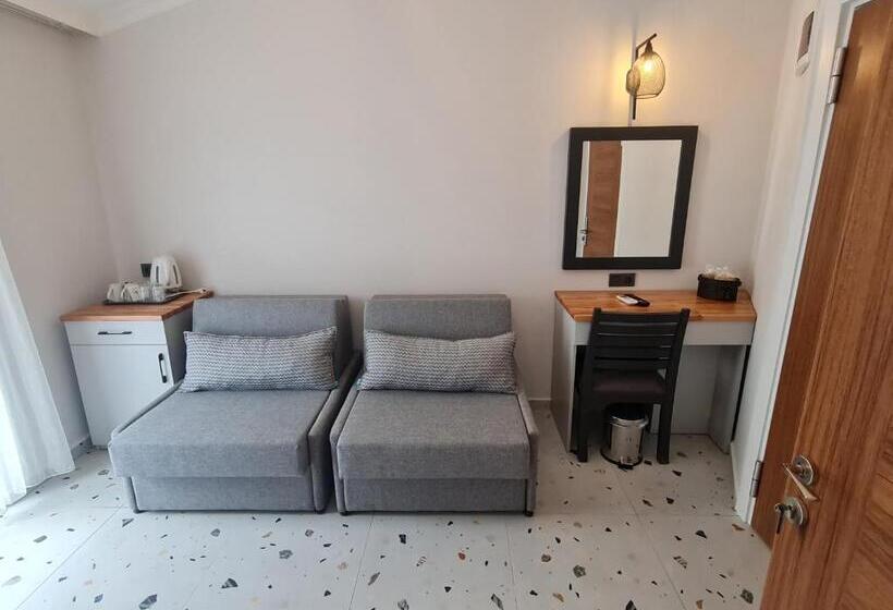 فندق Tonoz Beach