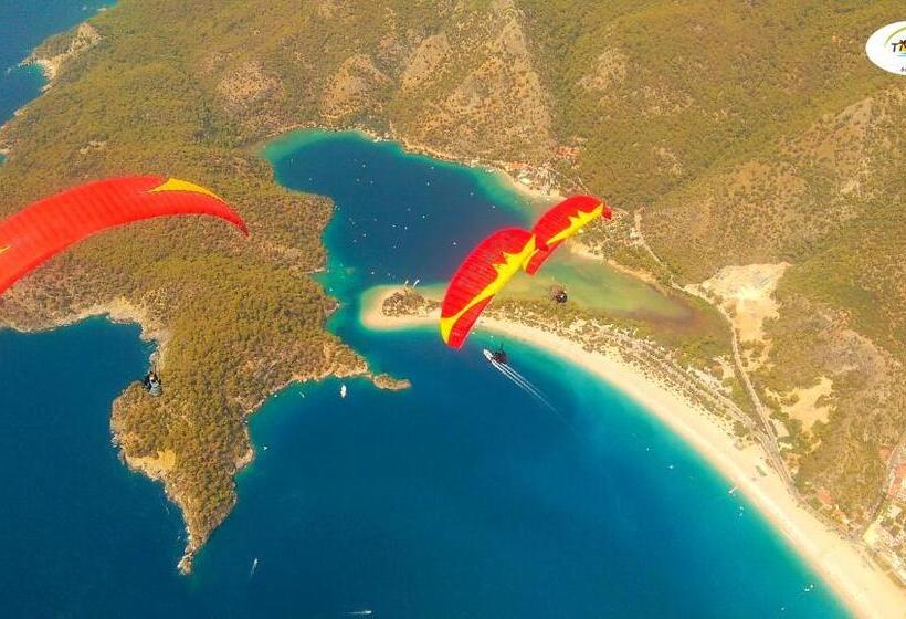 فندق Tonoz Beach