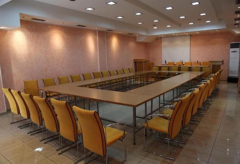 בית מלון כפרי Villa Tafaj