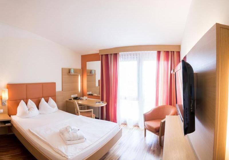 호텔 Heilthermen Resort Bad Waltersdorf