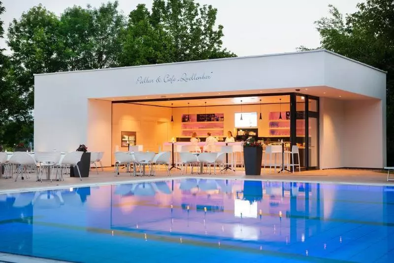 Отель Heilthermen Resort Bad Waltersdorf