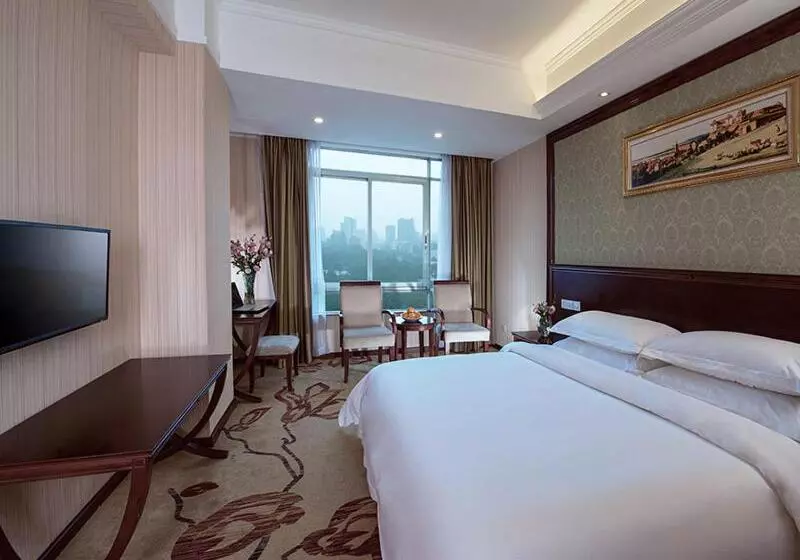 Vienna Hotel Guangzhou Shaheding Metro Station