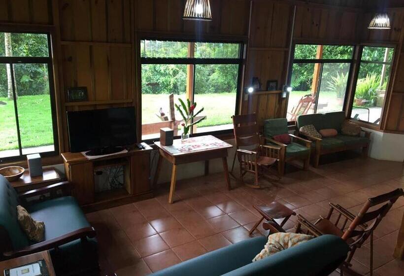 住宿加早餐  Birds & Breakfast Costa Rica