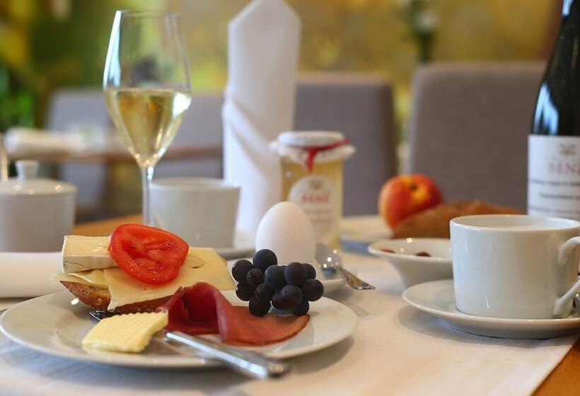 Hotelli Benz Weingut & Wein