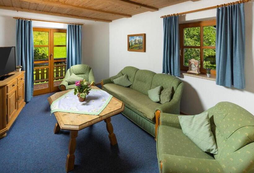 Hotel Ferienwohnungen Freidinglehen