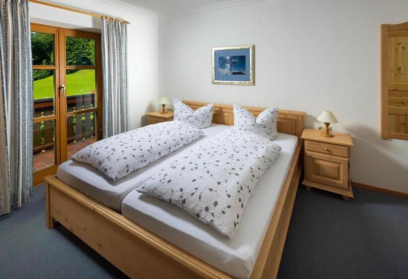 Hotel Ferienwohnungen Freidinglehen