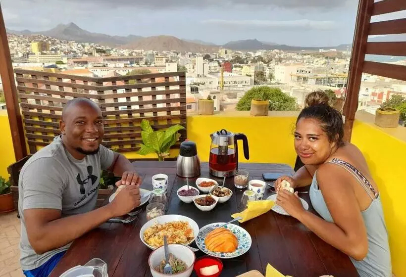 پانسیون Casa Bom Dia