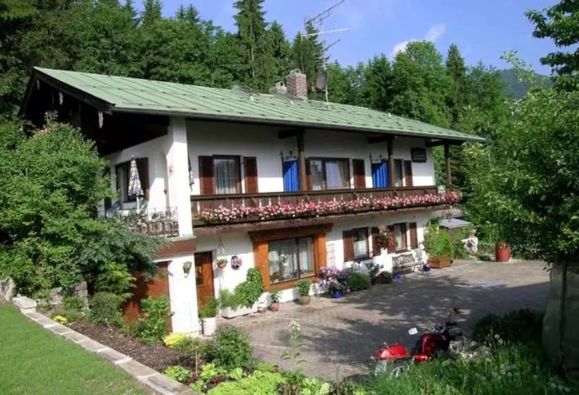 Majatalo Gästehaus Schwaiger