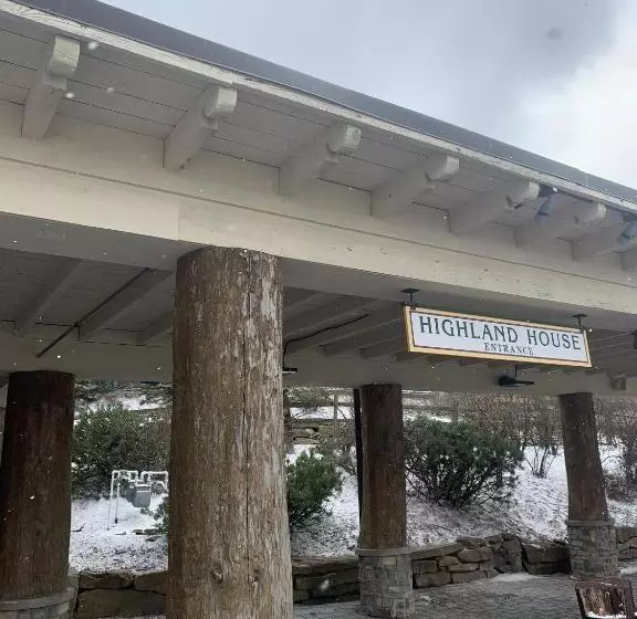 Highland House 207 Slopeside, Village Area, Ski In Out