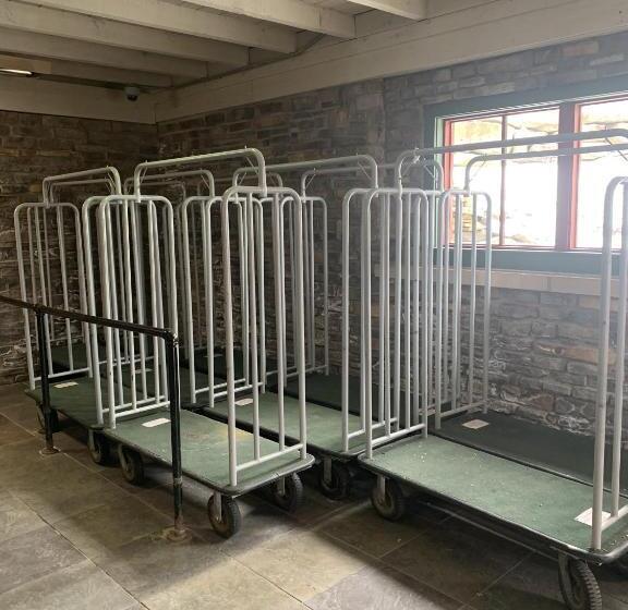 Highland House 207 Slopeside, Village Area, Ski In Out